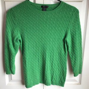 100% Cashmere cable-knit sweater with 3/4 sleeves